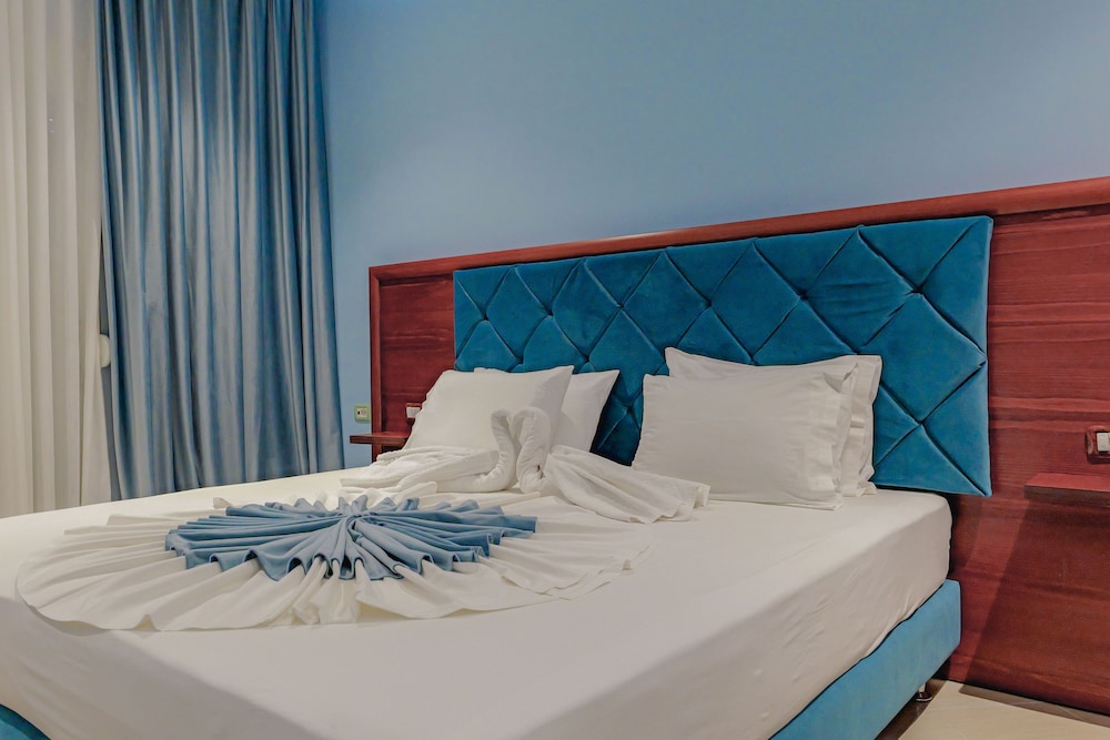 Double Room with Balcony photo 2