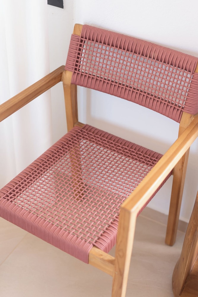 Honeymoon Studio Suite, Jetted Tub, Mountain View