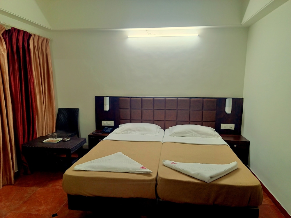Economy Room, 2 Twin Beds photo 1