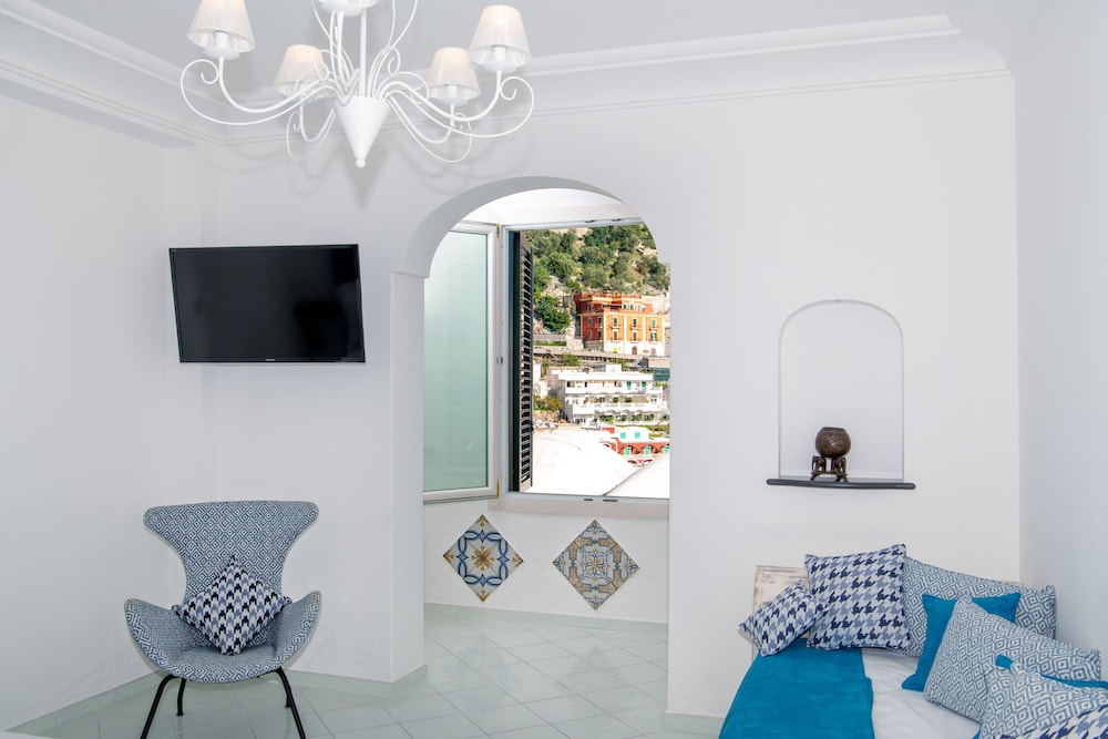 Standard double room (no view) - Photo 7