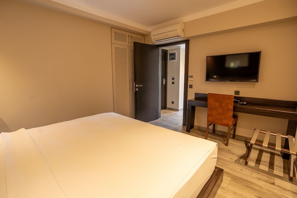 Suite, Sea View - Photo 8