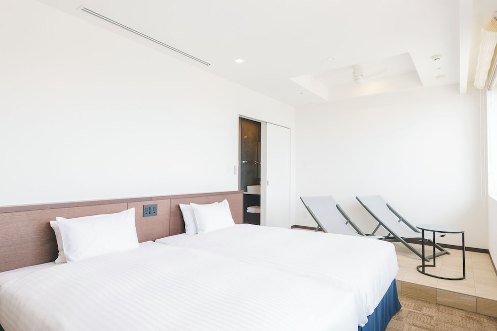 Hollywood Twin Room with Sauna, Non Smoking, City View (Annex Building)