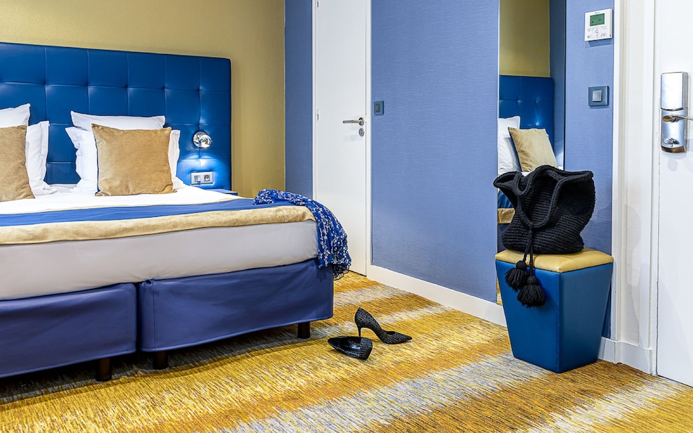 Superior Room, 1 Queen Bed photo 1