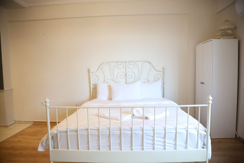 Deluxe Room, Balcony photo 1