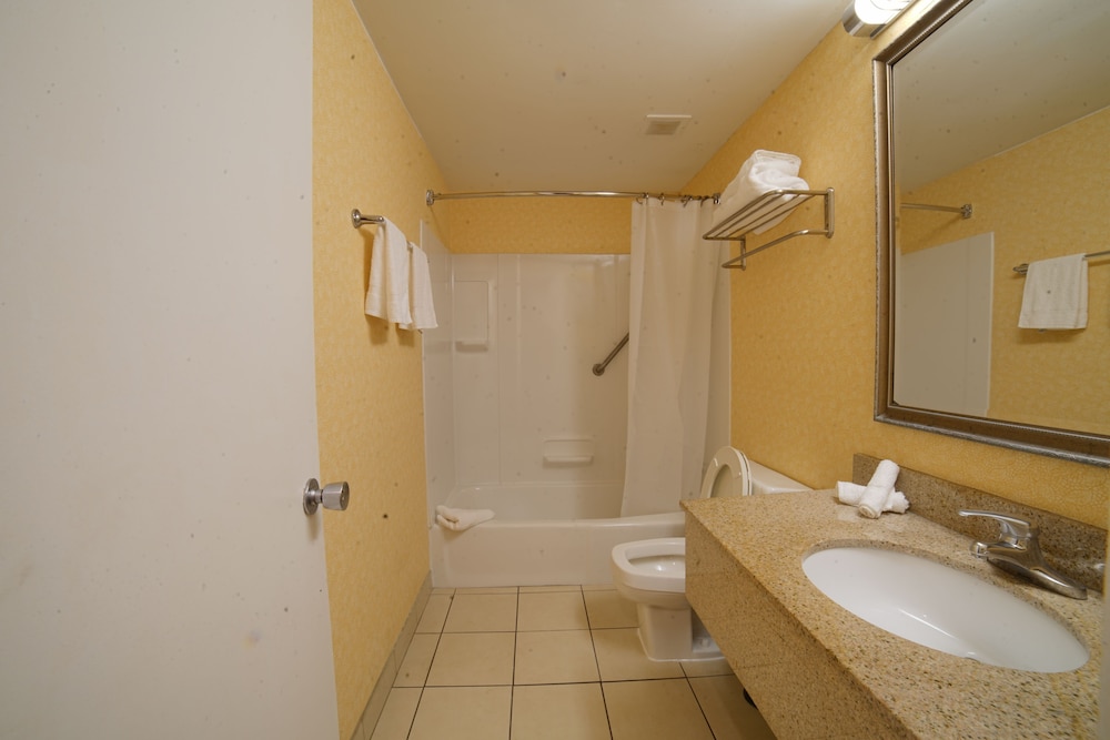 Economy Room - Photo 4