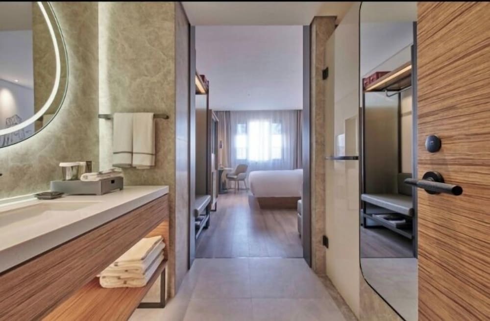 Superior Single Room