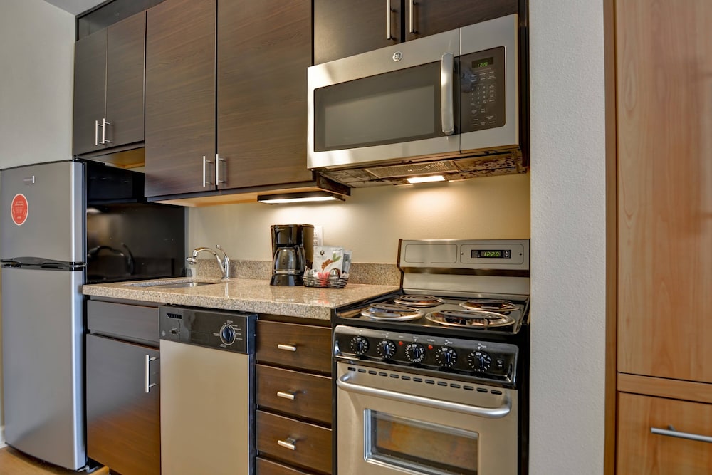 Suite, 1 Bedroom photo 3