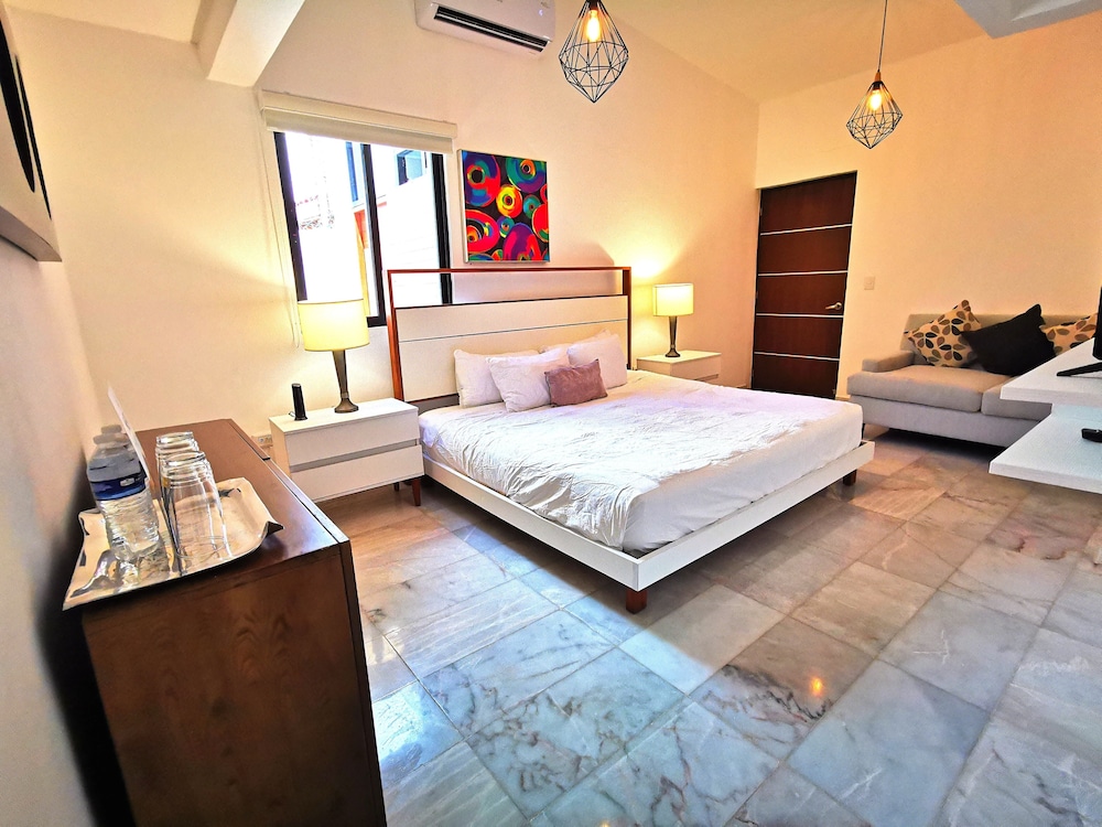 Citrine Suite photo 1