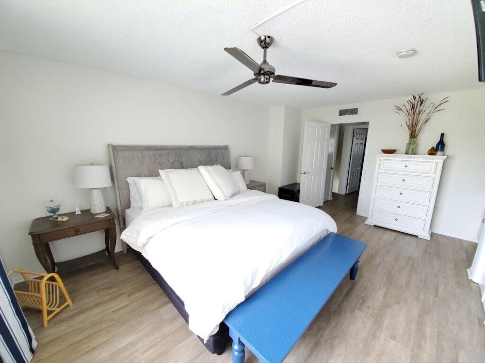Condo, Multiple Beds, Balcony, Ocean View photo 2