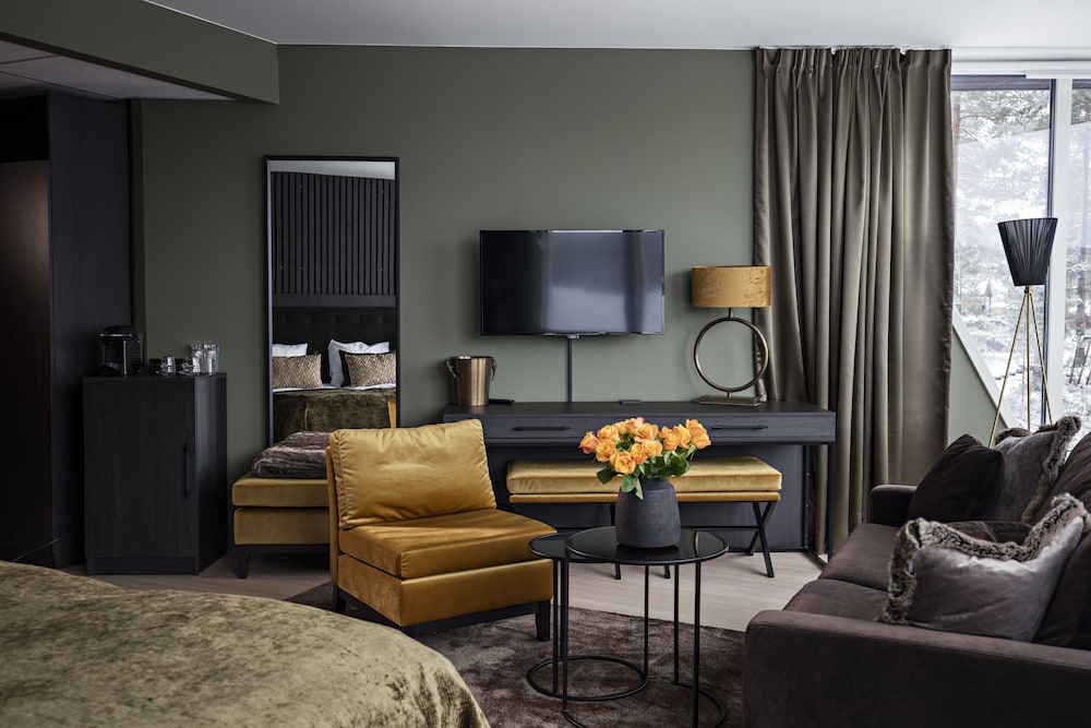 Junior Suite, Lake View photo 2