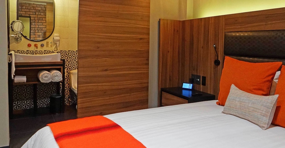 Standard Room - Photo 1