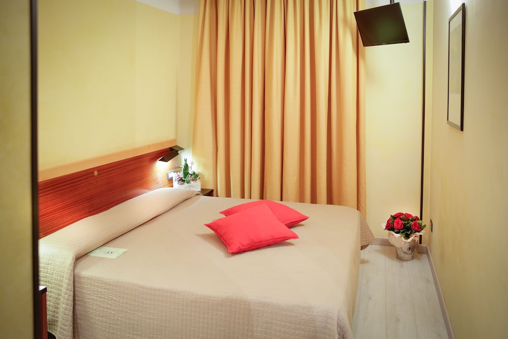 Classic Double Room Single Use - Photo 2