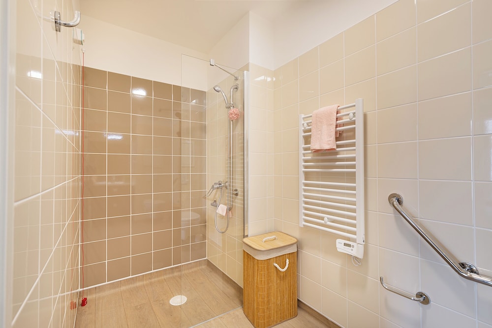 Standard Apartment - Photo 3