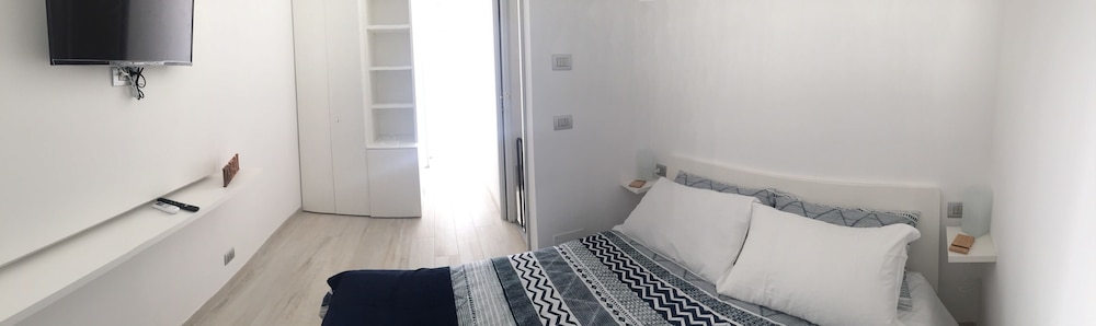 Deluxe Room, Balcony photo 1