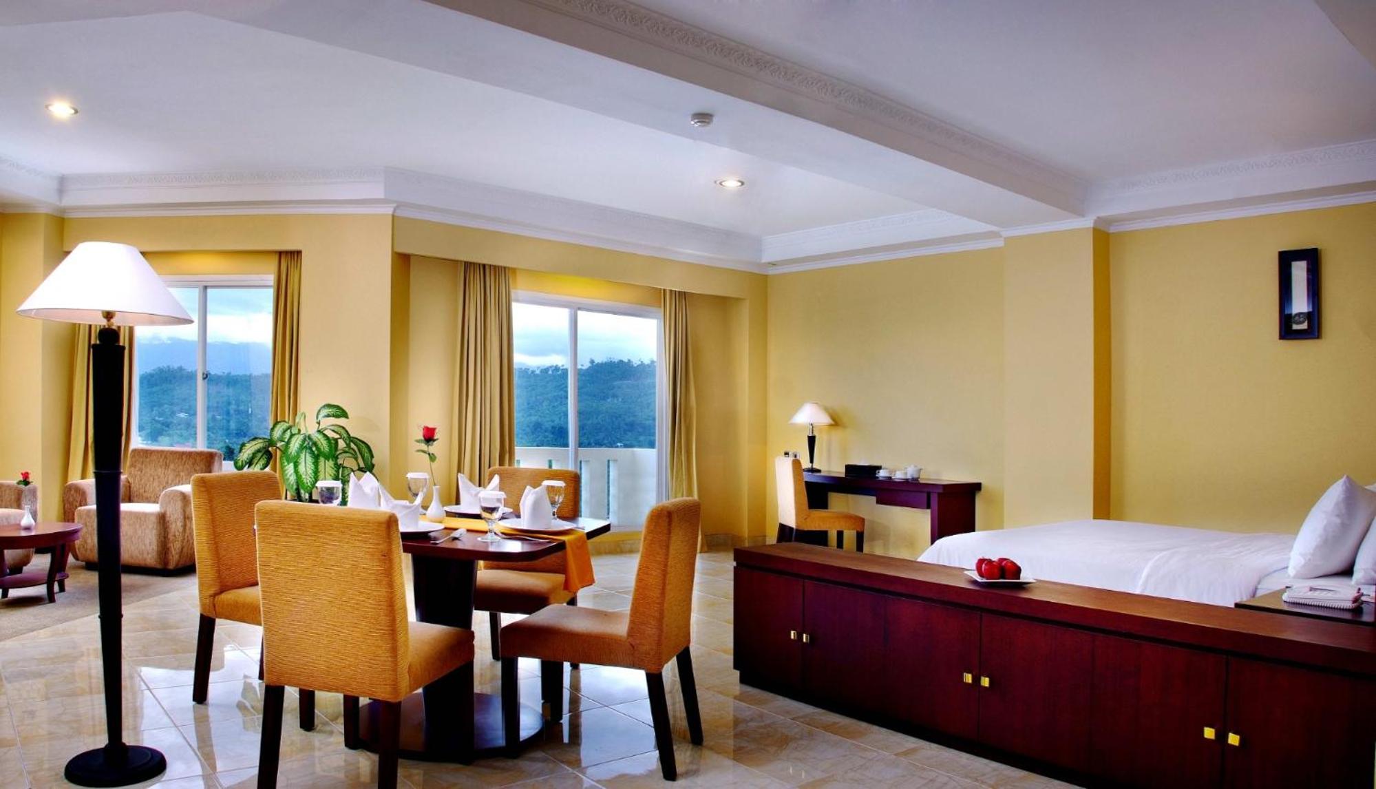 Penthouse Suite photo 1