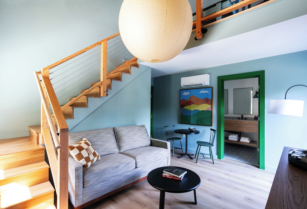 Loft, 1 King Bed (Pavilion | Suite) - Photo 2