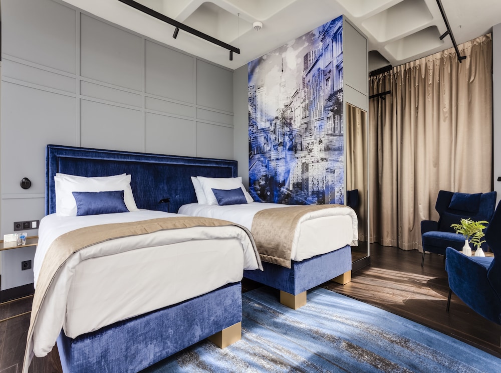 Suite, 1 Bedroom, City View
