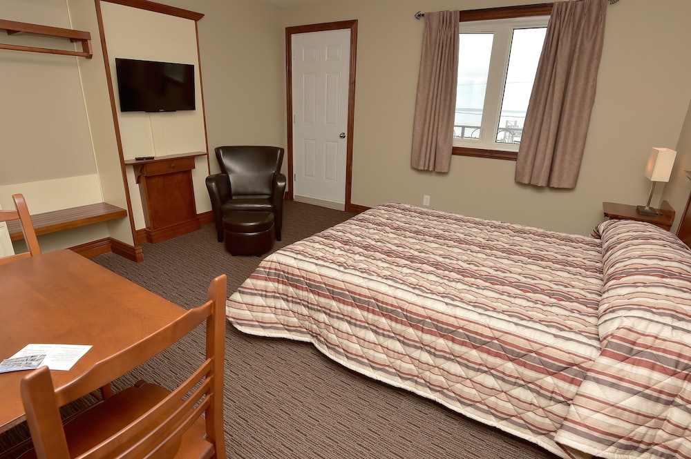 Standard Room, 1 Double Bed, River View photo 1