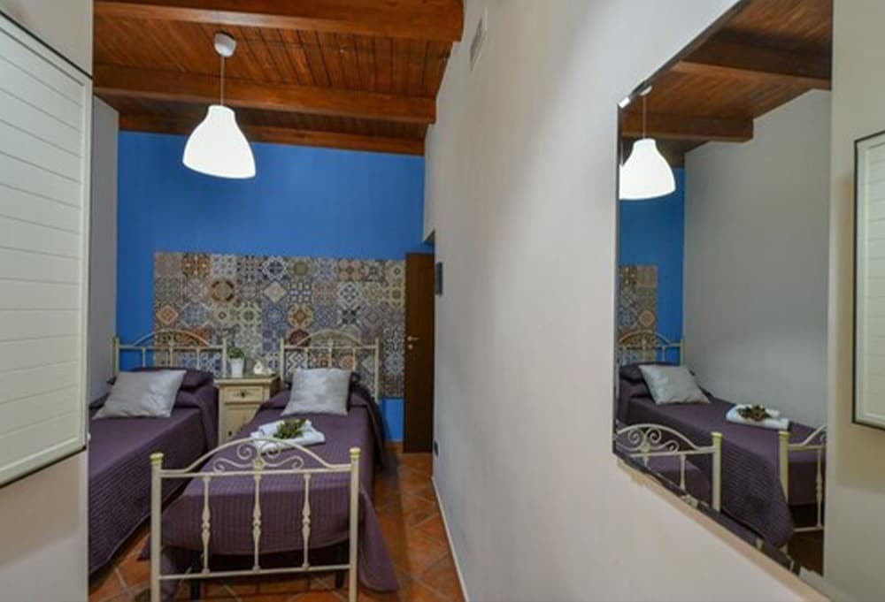 Triple Room photo 2