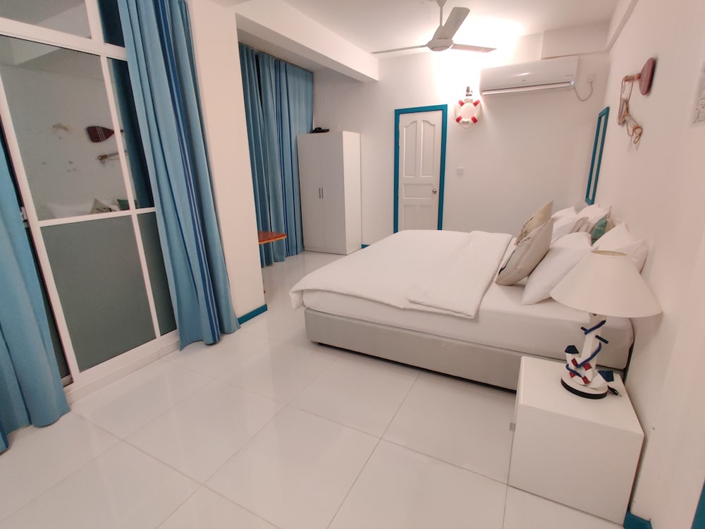 Deluxe Room, Sea View photo 2