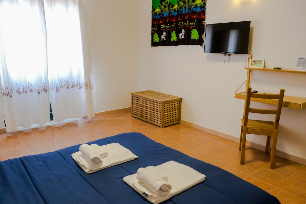Deluxe Room 1 - Photo 2