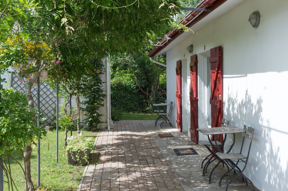 Triple Room, Garden View photo 3