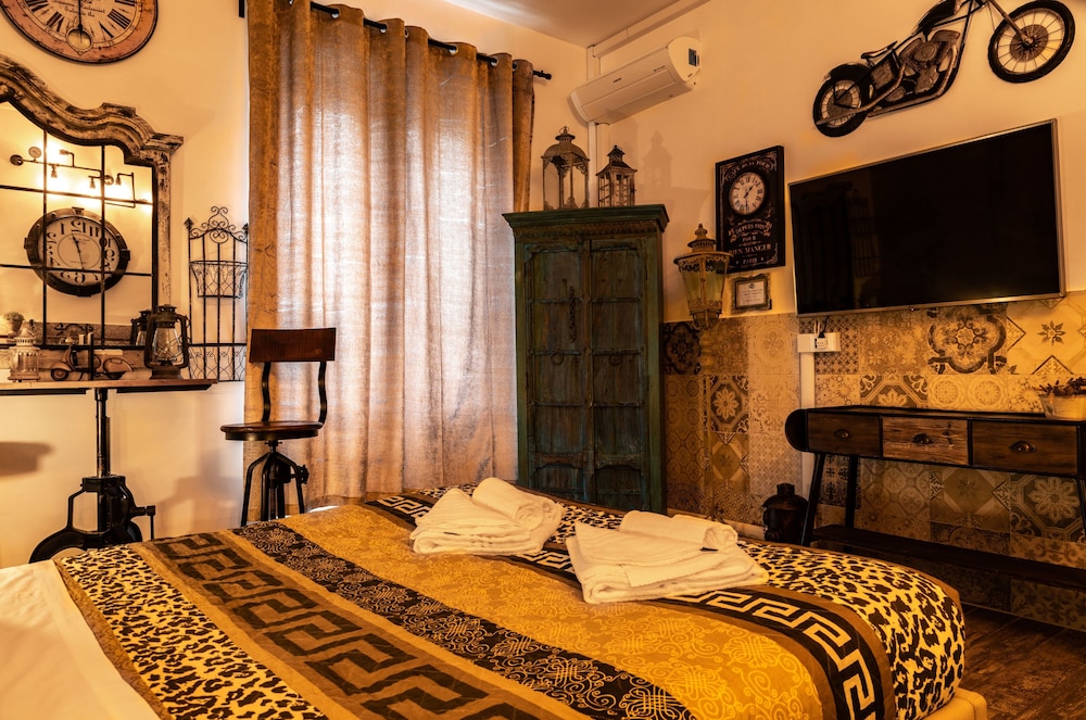 Triple Room, Private Bathroom (External) photo 3