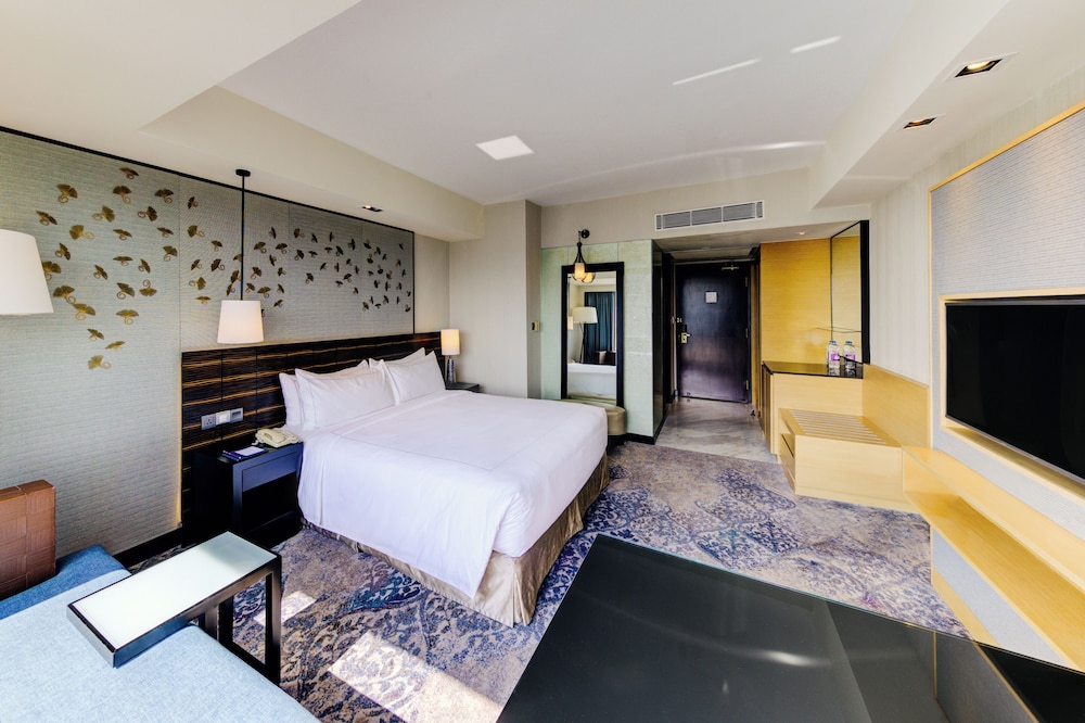 Executive Twin Room - Photo 2