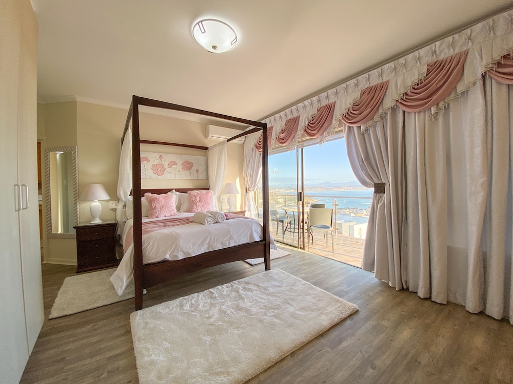 Executive Apartment photo 2