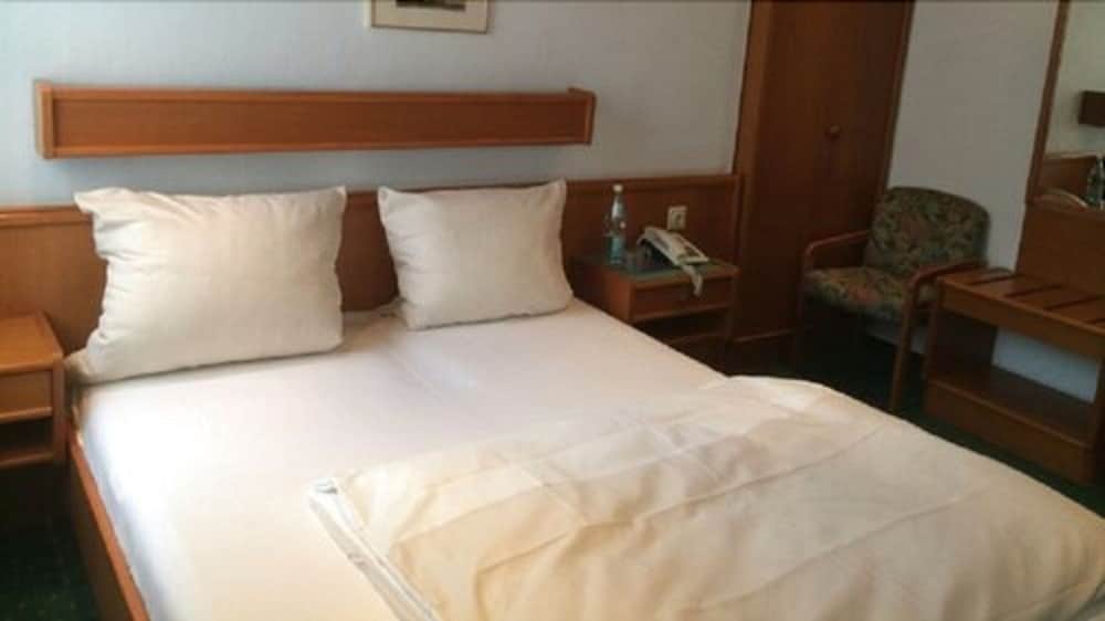 Standard Single Room photo 3