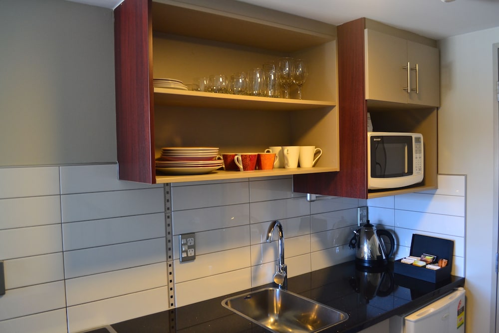 Standard Suite, 2 Bedrooms, Non Smoking, Kitchenette (Emirates Special  5) photo 2