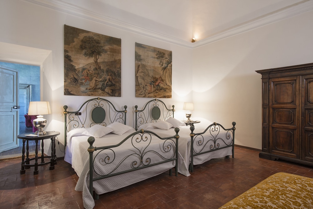 Suite (Antonio Caldara) photo 1