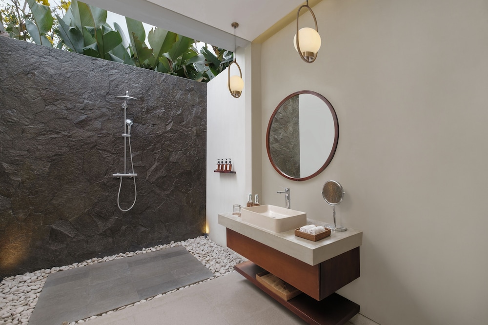 Two Bedroom Pool Villa - Photo 16