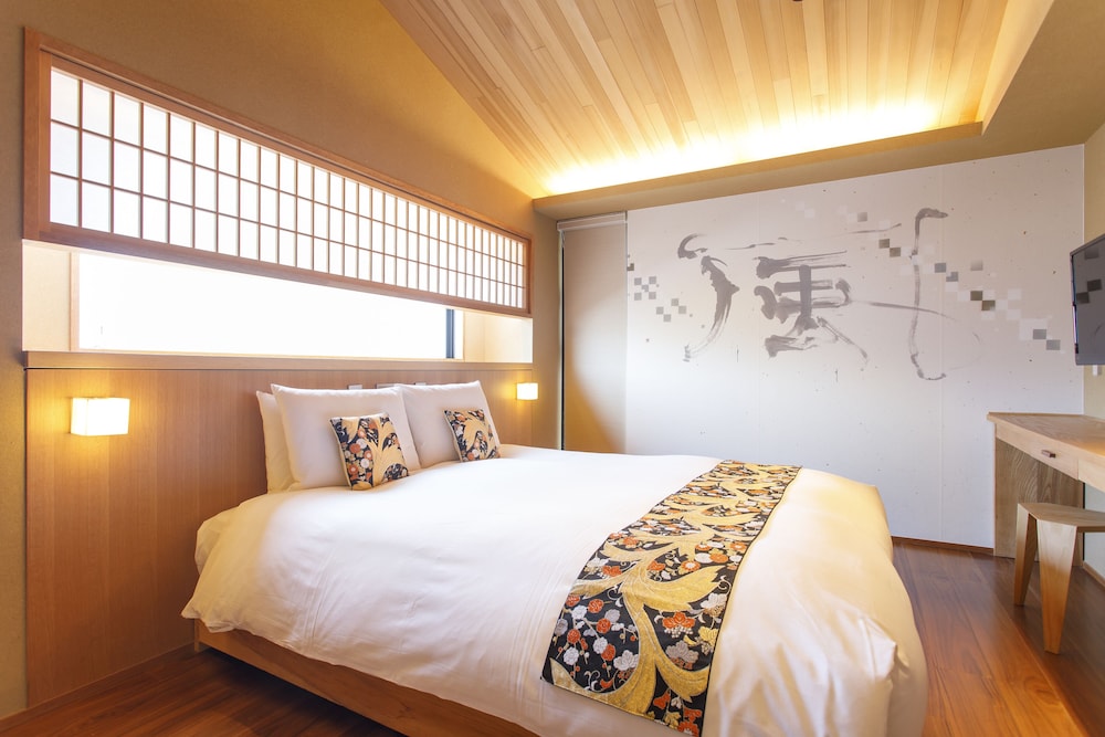 Deluxe Queen Room, Non Smoking photo 1