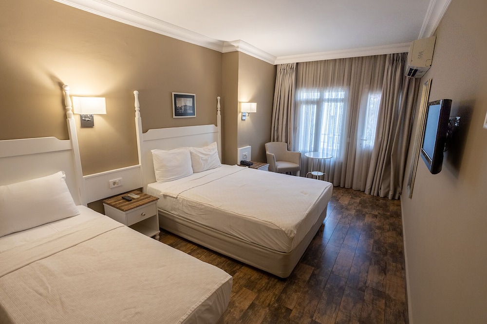 Standard Twin Room, 1 Double Bed, Garden View photo 2