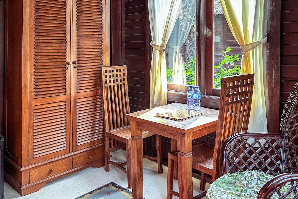 Double Room with Alley View - Photo 10