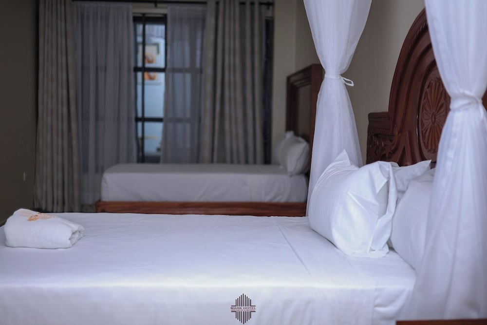 Deluxe Twin Room, City View photo 2