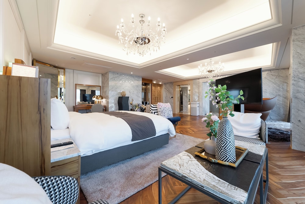 Inter Presidential Suite photo 2