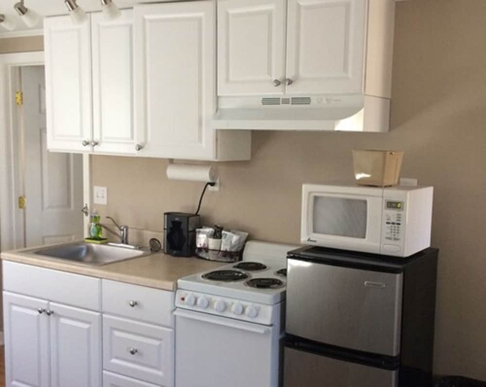 Superior Room, 2 Double Beds, Kitchenette photo 2
