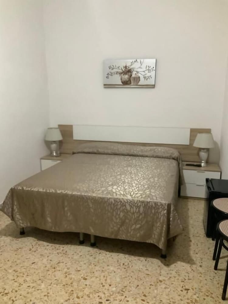 Classic Quadruple Room