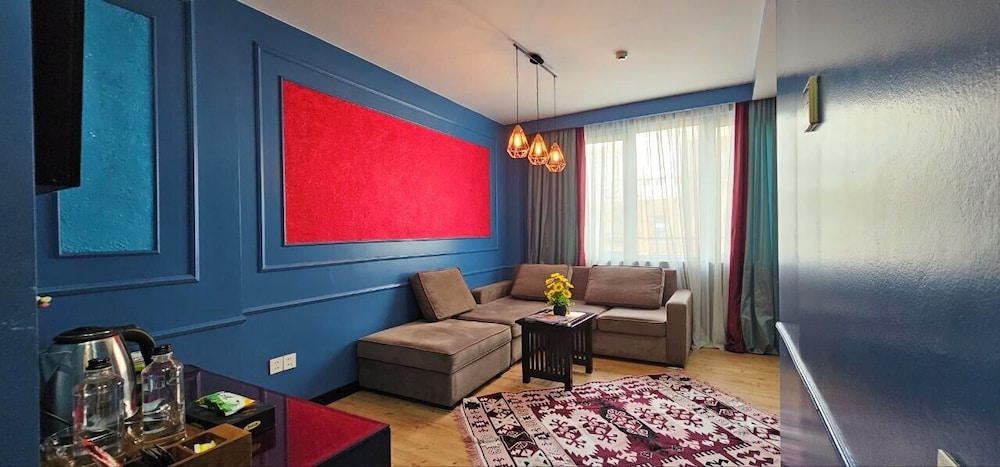 Junior Suite, City View