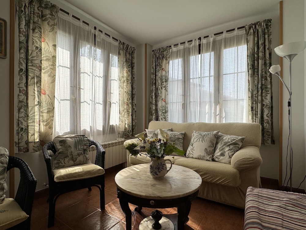 Apartamento en Chalet con jardín privado para 8 personas, photo 6