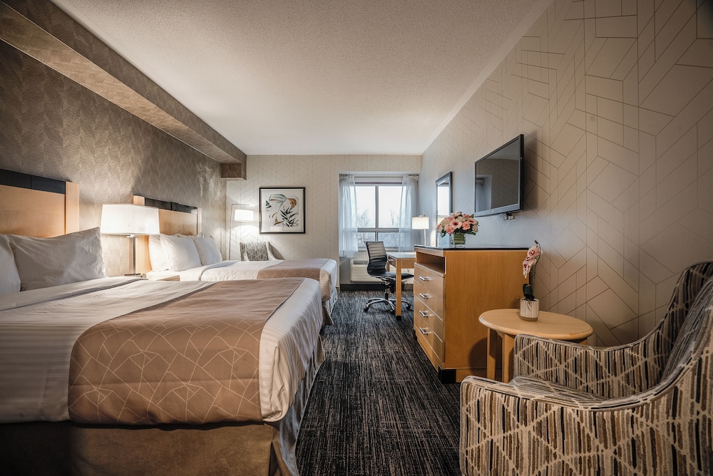 Standard Room with 2 queen beds photo 3