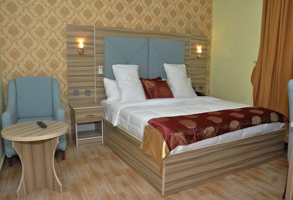 Deluxe Room, Balcony, City View photo 1