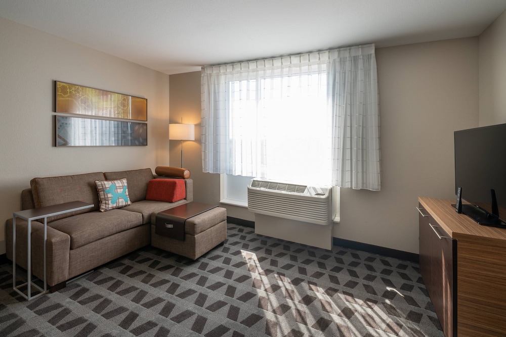 Suite, 1 Bedroom (Mobility/Hearing Accessible, Tub)