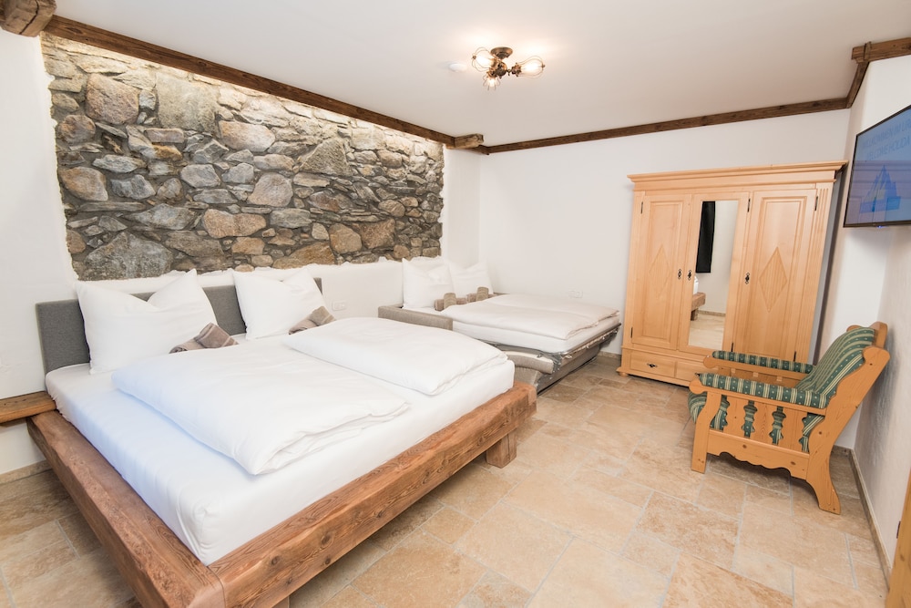 Exclusive Apartment, 1 Bedroom, Terrace, Mountain View