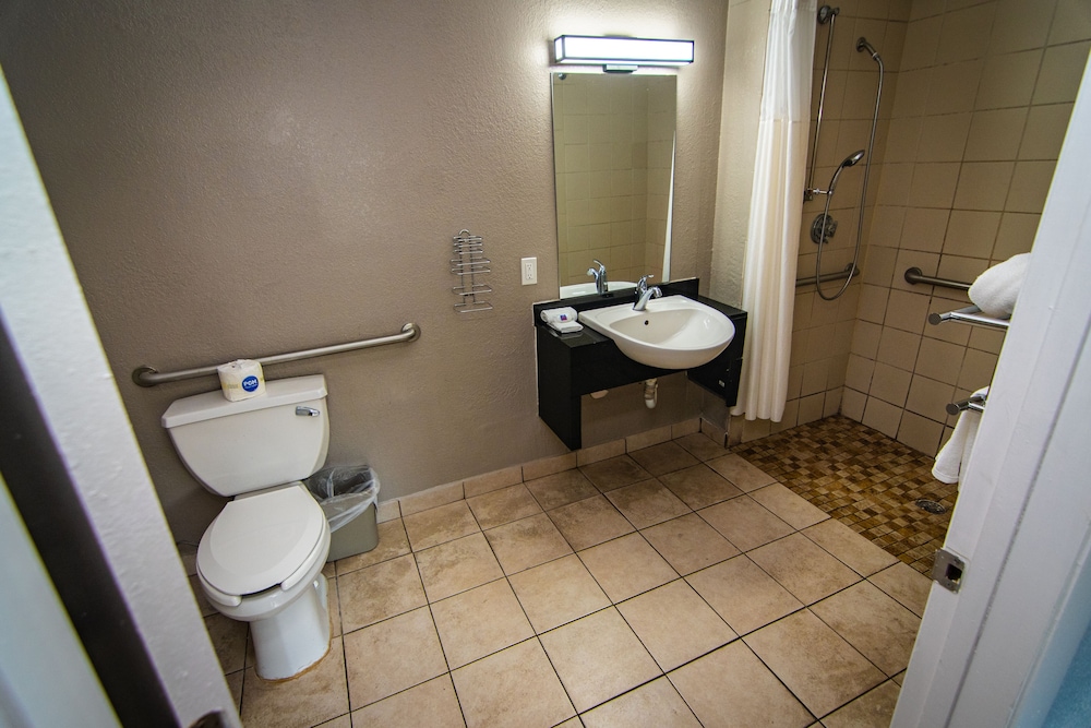 Premium Room, 1 Double Bed, Accessible, Non Smoking photo 2