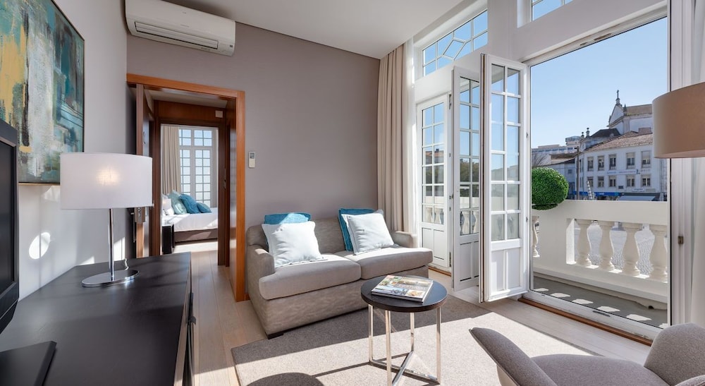Junior Suite, Balcony, Canal View photo 2