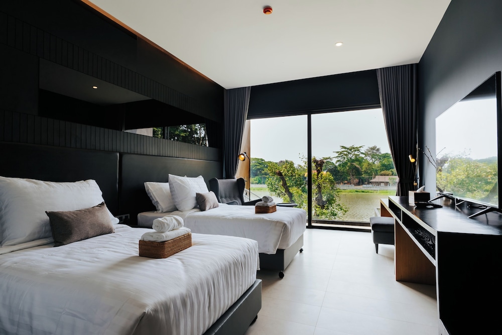 Superior Twin Room, Balcony, River View - Photo 15