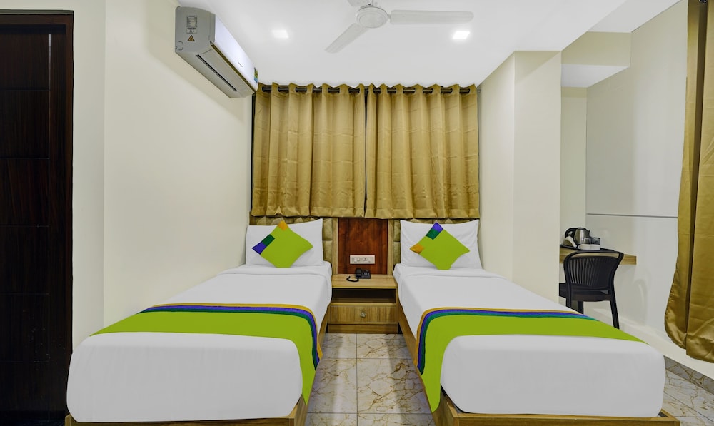 Standard Room - Photo 9